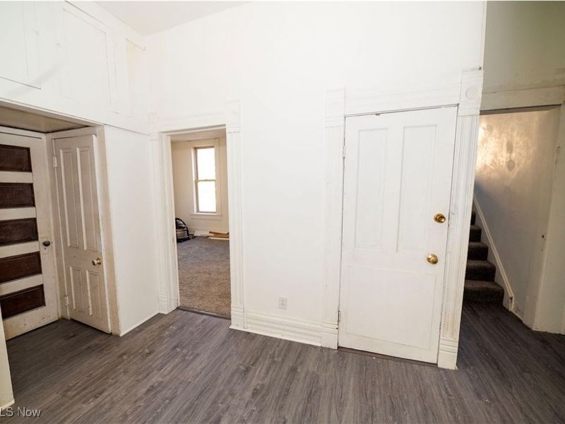 911 N Water Street, Uhrichsville, OH 44683 Photo 18