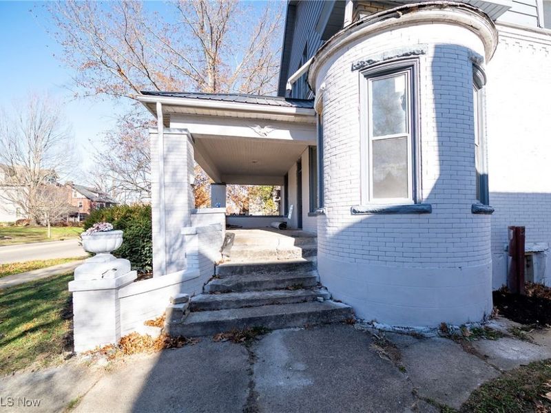 911 N Water Street, Uhrichsville, OH 44683 Photo 7