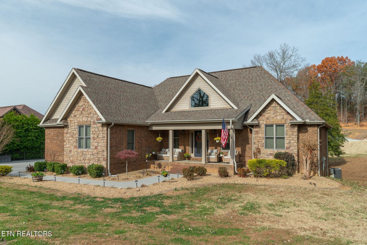 1511 Landmark Blvd Blvd, Sevierville, TN 37862 Main Photo