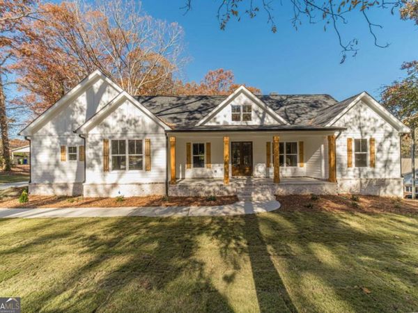 327 Pine Circle, Monroe, GA 30655