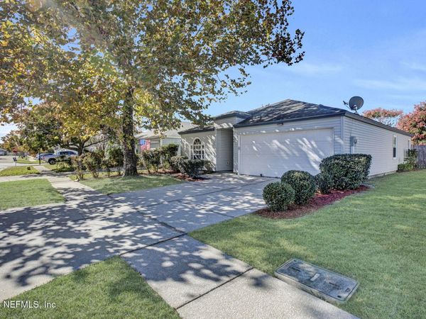 364 FULL MOON Trail, Jacksonville, FL 32225