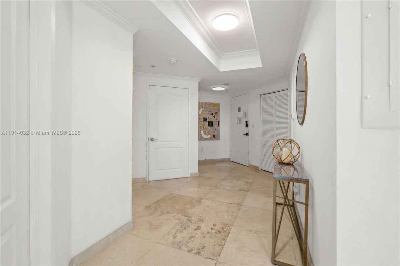 17555 Atlantic Blvd, Unit 602, Sunny Isles Beach, FL 33160 Photo