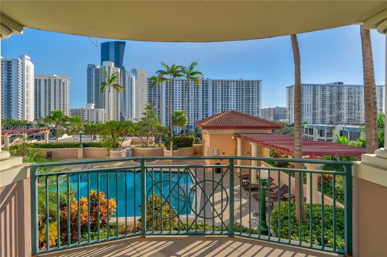 17555 Atlantic Blvd, Unit 602, Sunny Isles Beach, FL 33160 Photo