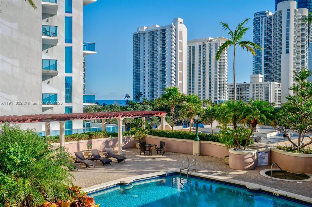17555 Atlantic Blvd, Unit 602, Sunny Isles Beach, FL 33160 Photo