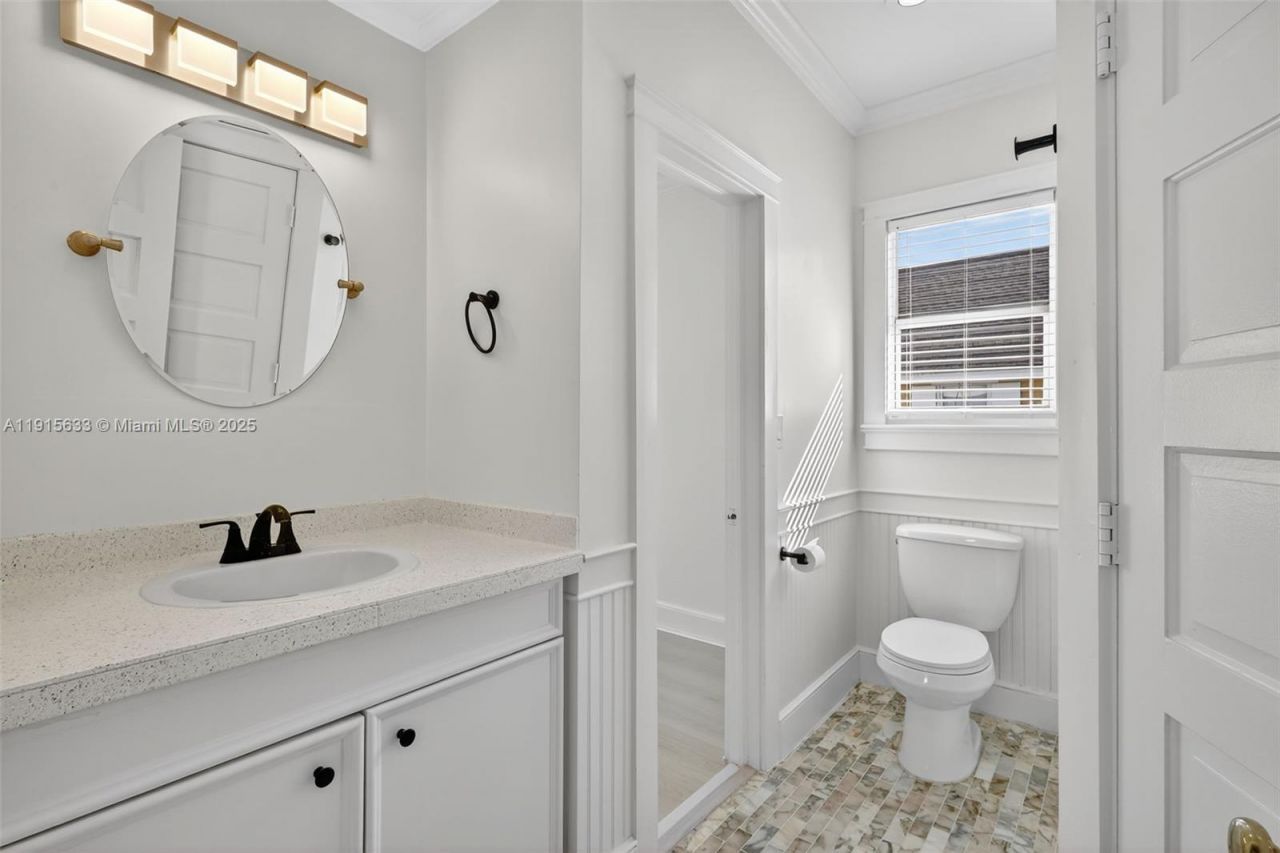 123 N Ocean Breeze, Unit A, Lake Worth, FL 33460 Photo