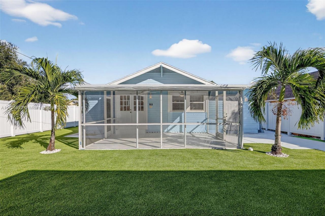 123 N Ocean Breeze, Unit A, Lake Worth, FL 33460 Photo