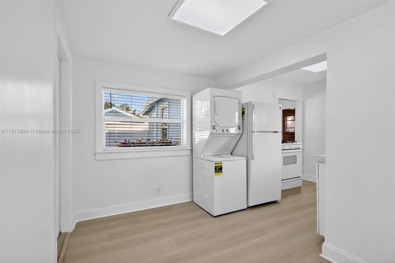 123 N Ocean Breeze, Unit B, Lake Worth, FL 33460 Photo