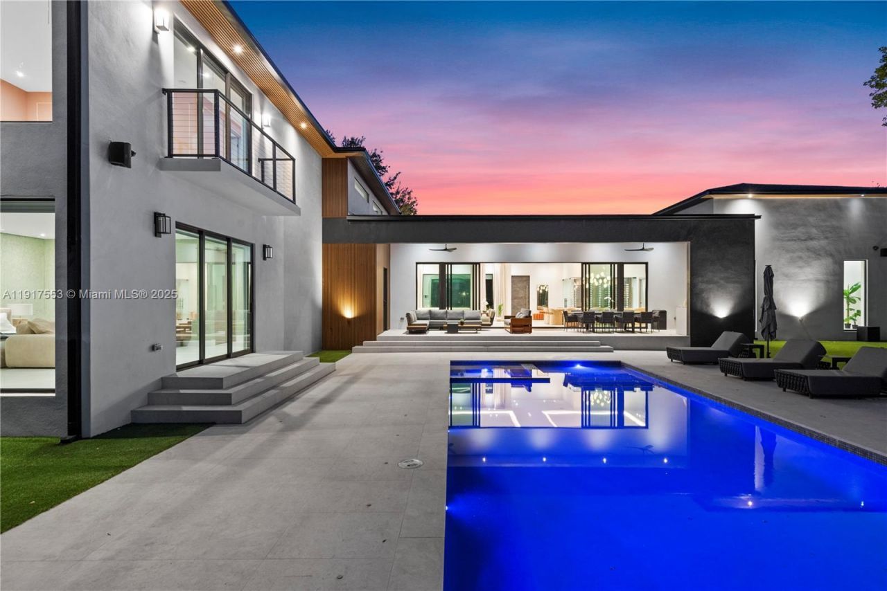 1881 NE 196th Ter, Miami, FL 33179 Photo