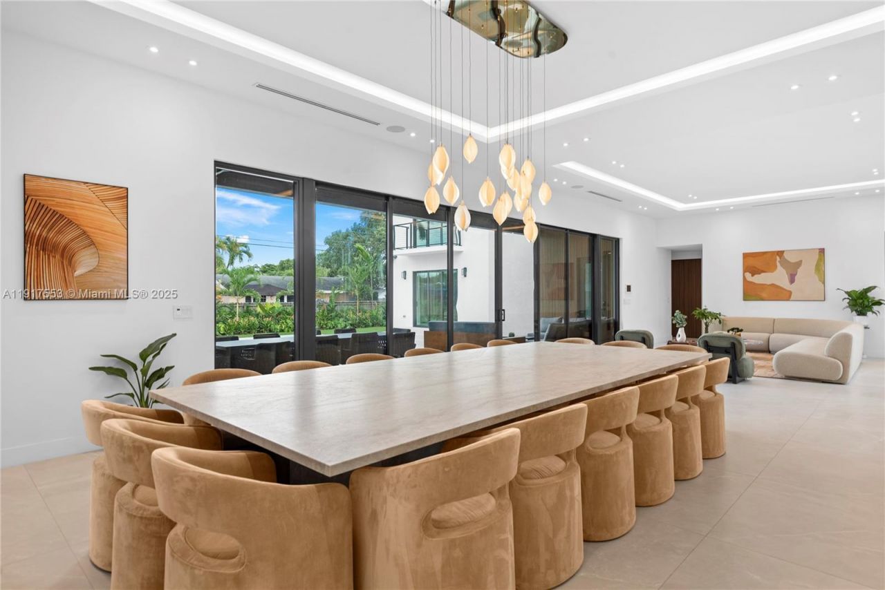 1881 NE 196th Ter, Miami, FL 33179 Photo