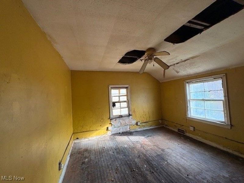 16811 Biltmore Avenue, Cleveland, OH 44128 Photo 15