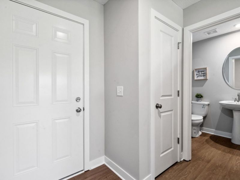 719 S High Street, Urbana, OH 43078 Photo 9