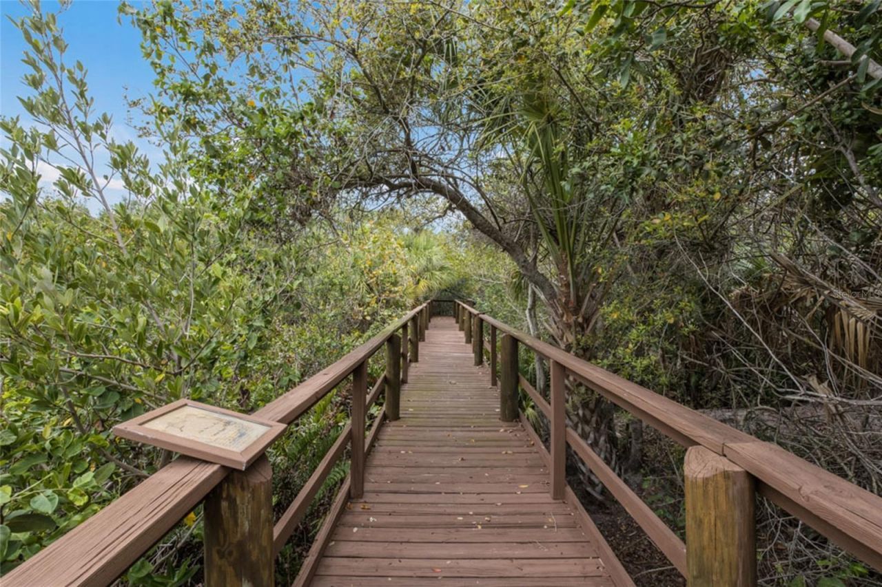 1015 34th Drive W, Palmetto, FL 34221 Photo