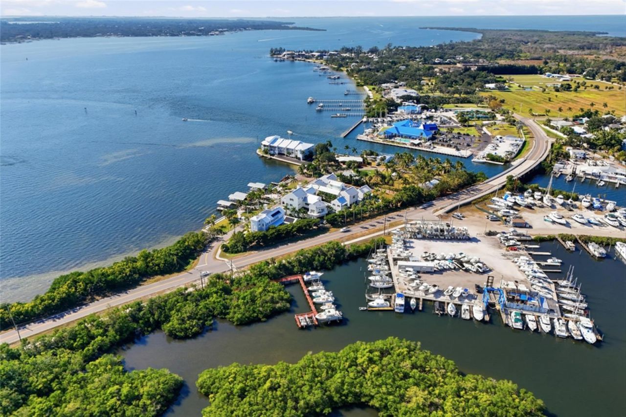 1015 34th Drive W, Palmetto, FL 34221 Photo