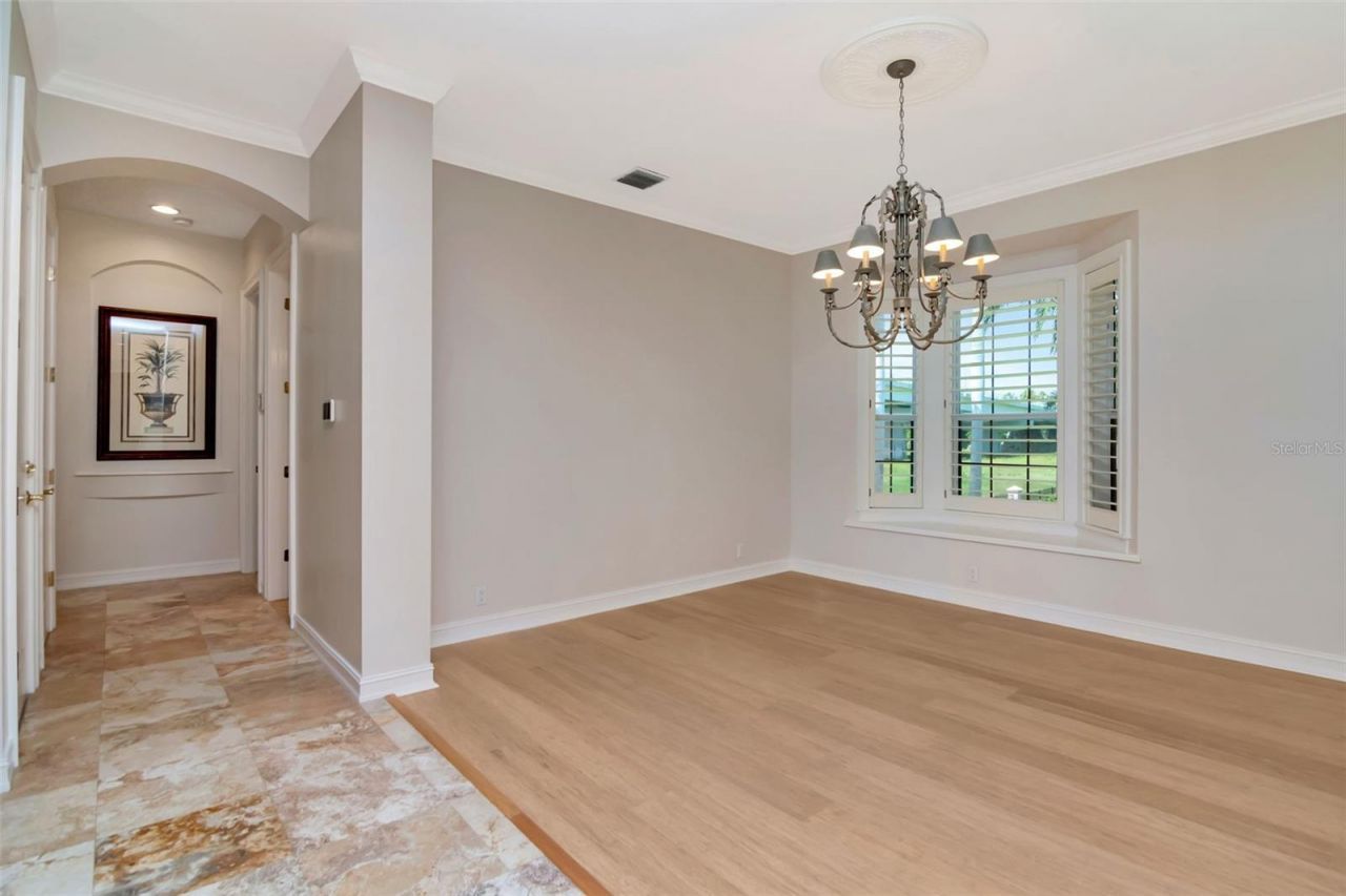 7680 Paradise Pointe Circle S, Saint Petersburg, FL 33711 Photo