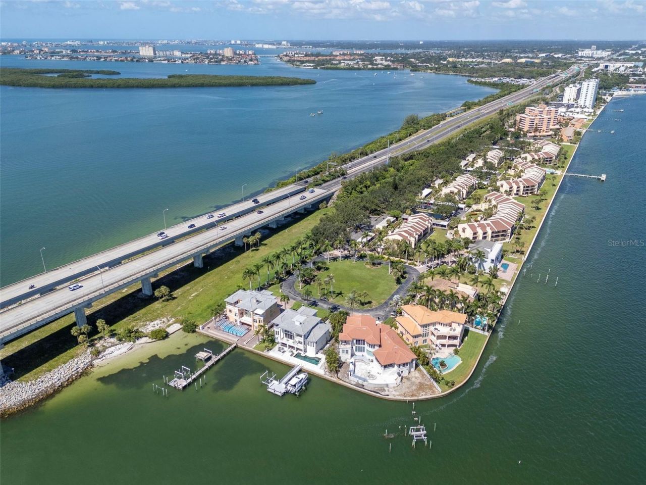 7680 Paradise Pointe Circle S, Saint Petersburg, FL 33711 Photo