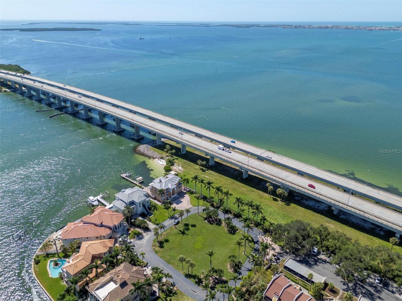 7680 Paradise Pointe Circle S, Saint Petersburg, FL 33711 Photo