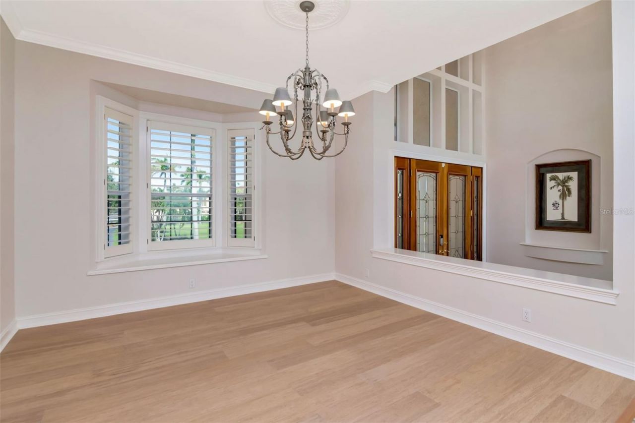 7680 Paradise Pointe Circle S, Saint Petersburg, FL 33711 Photo