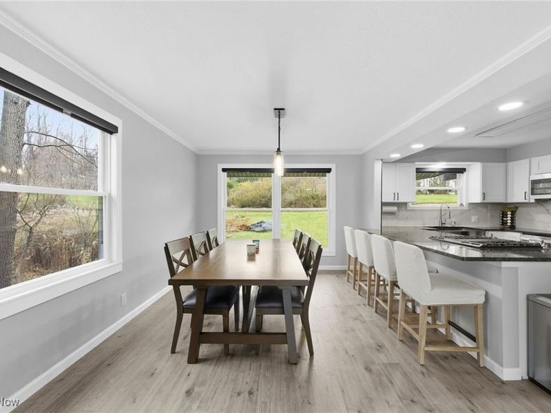 7801 Summerset Drive, Walton Hills, OH 44146 Photo 8