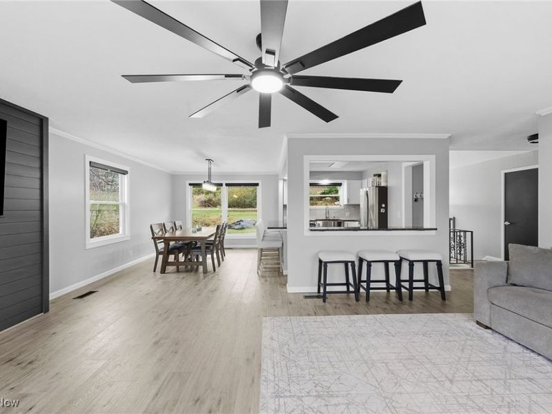 7801 Summerset Drive, Walton Hills, OH 44146 Photo 9