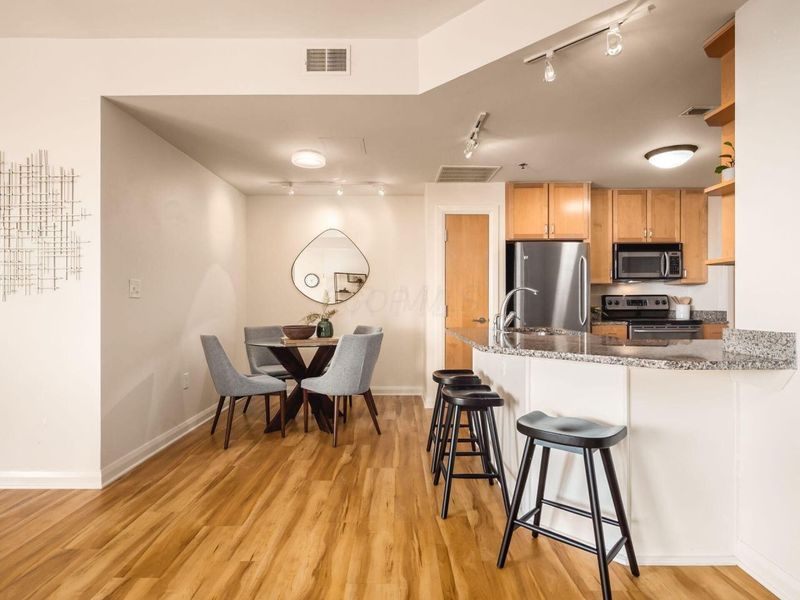 196 S Grant Avenue, Unit 607, Columbus, OH 43215 Photo 14