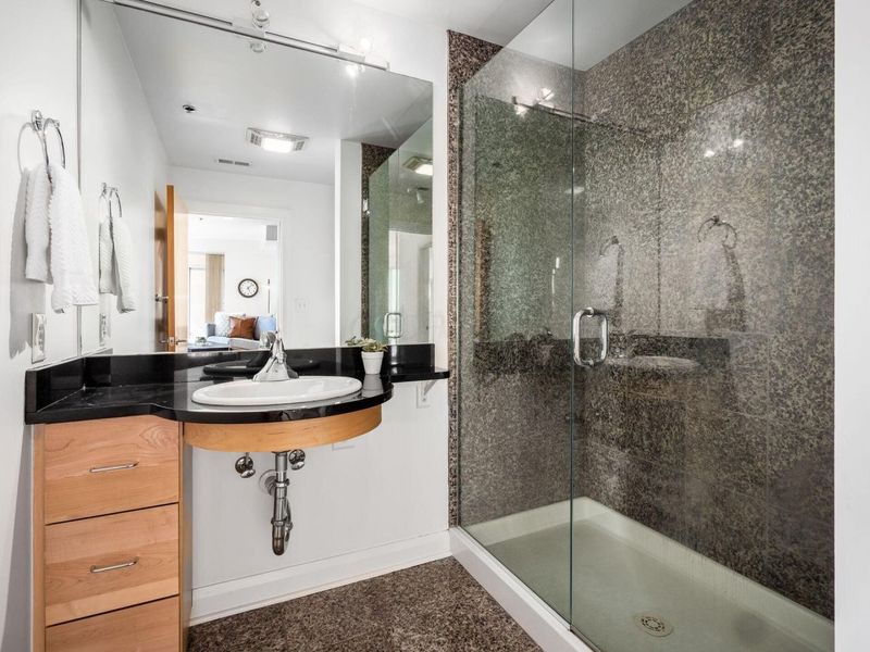 196 S Grant Avenue, Unit 607, Columbus, OH 43215 Photo 22