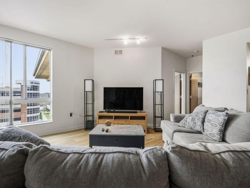 196 S Grant Avenue, Unit 607, Columbus, OH 43215 Photo 5