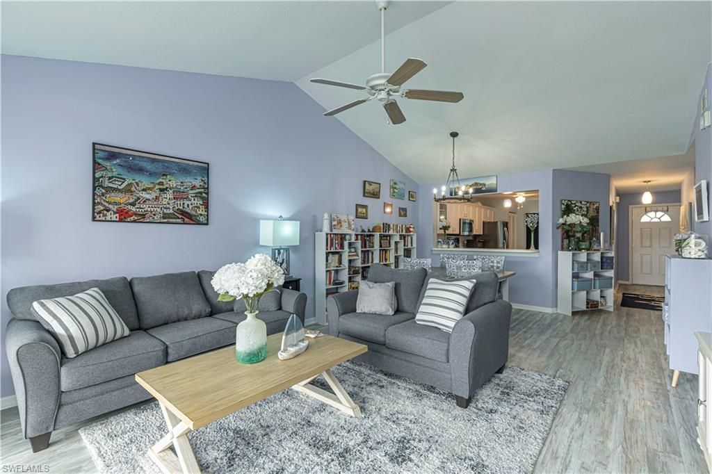 164 Belina Dr, Unit 4, Naples, FL 34104 Photo