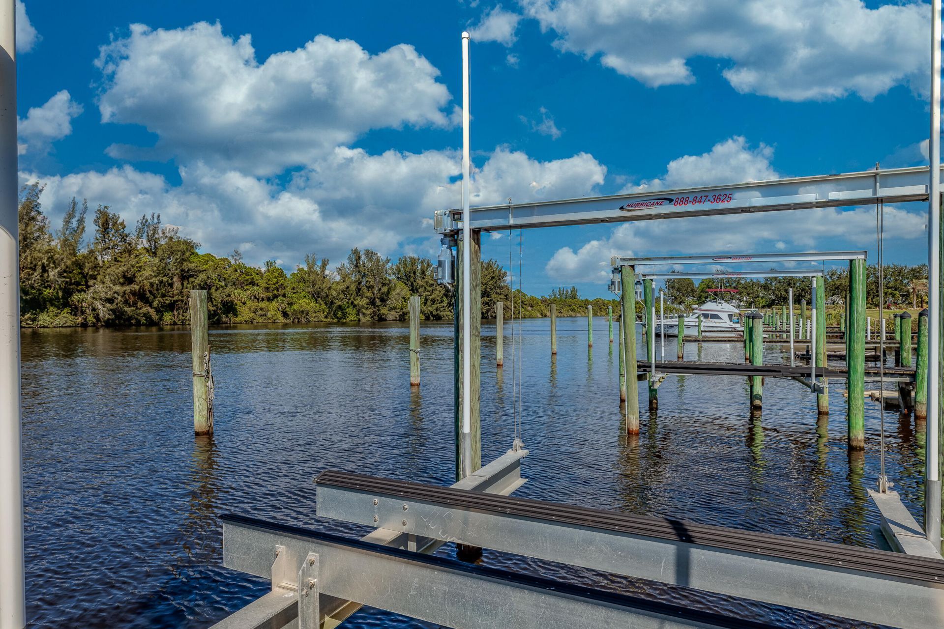 3285 SW Porpoise Circle, Stuart, FL 34997 Photo
