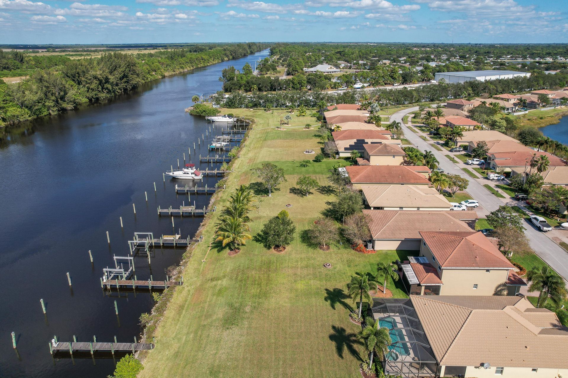 3285 SW Porpoise Circle, Stuart, FL 34997 Photo