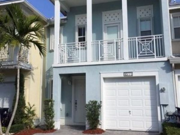 10771 NW 76th Ln, Unit 10771, Doral, FL 33178