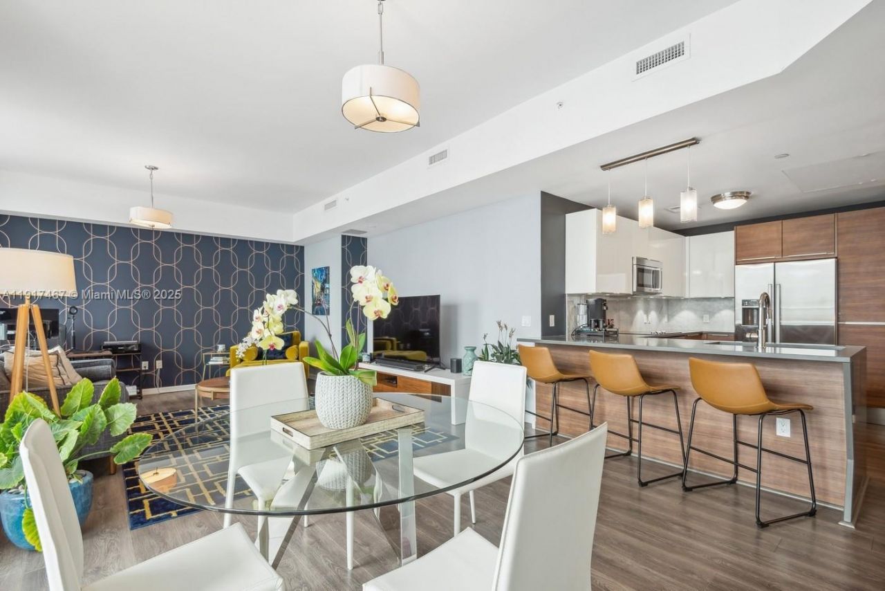 601 NE 27th St, Unit 1406, Miami, FL 33137 Photo