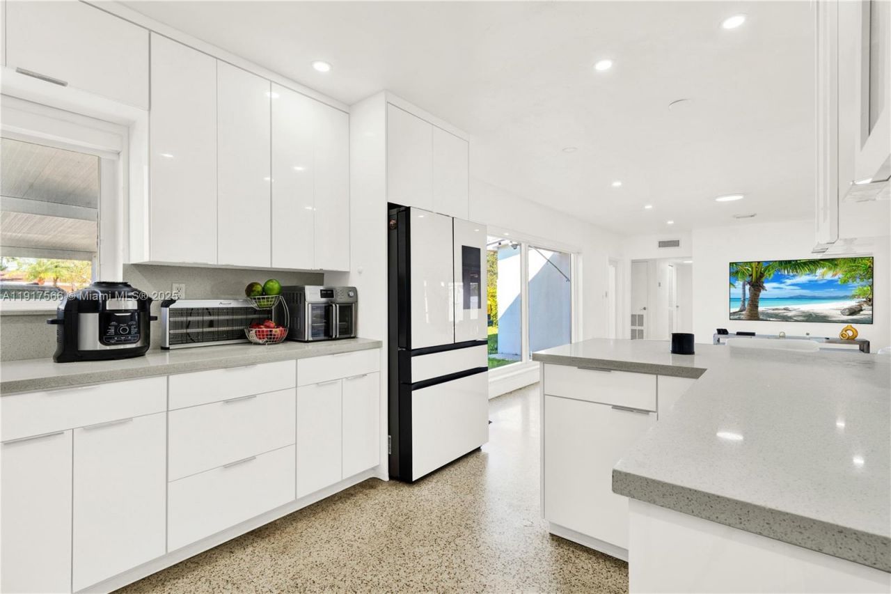 10100 Nicaragua Dr, Cutler Bay, FL 33189 Photo