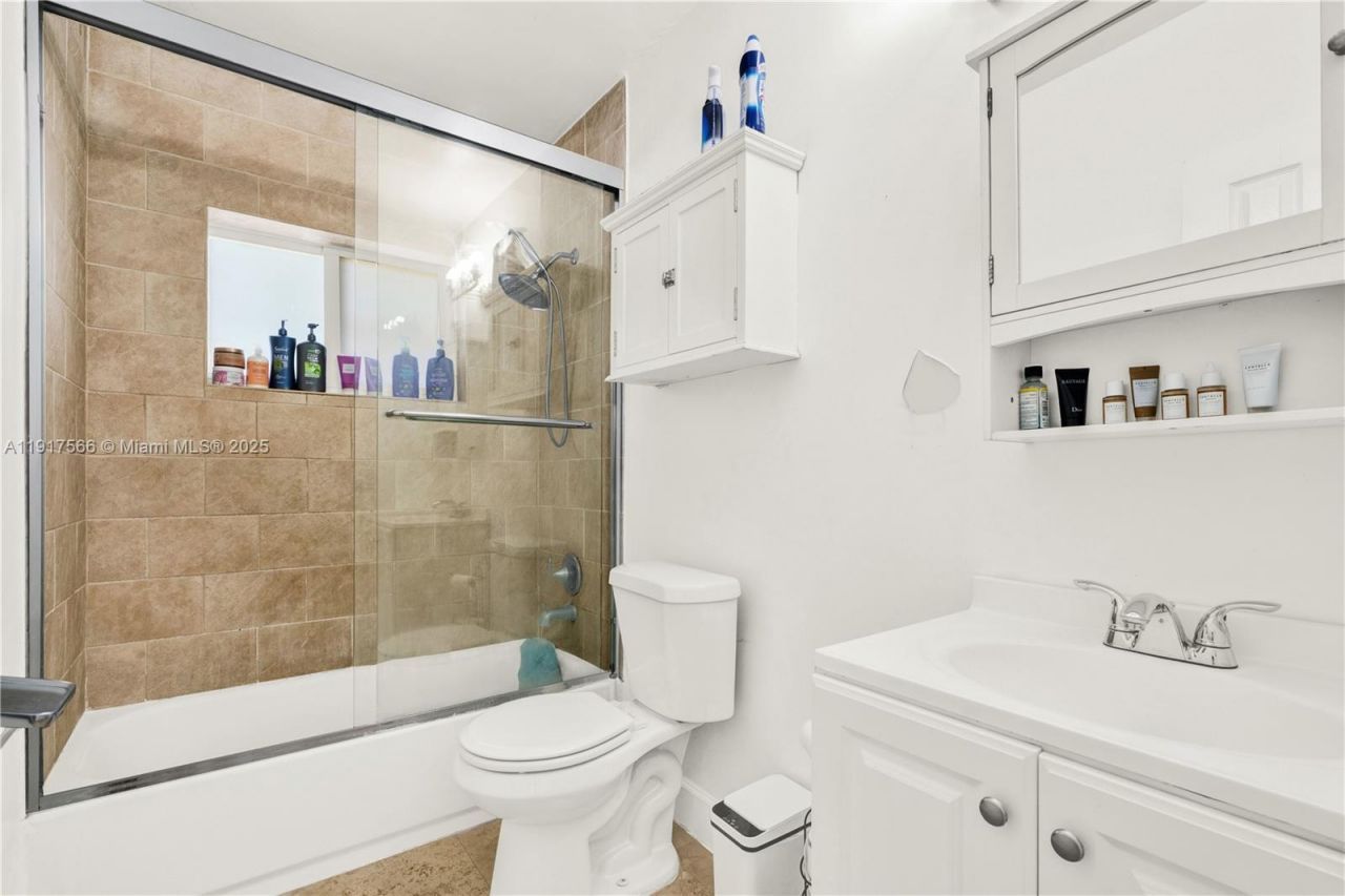 10100 Nicaragua Dr, Cutler Bay, FL 33189 Photo