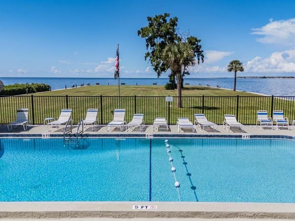 621 WINDRUSH BAY DRIVE, Unit 621, TARPON SPRINGS, FL 34689