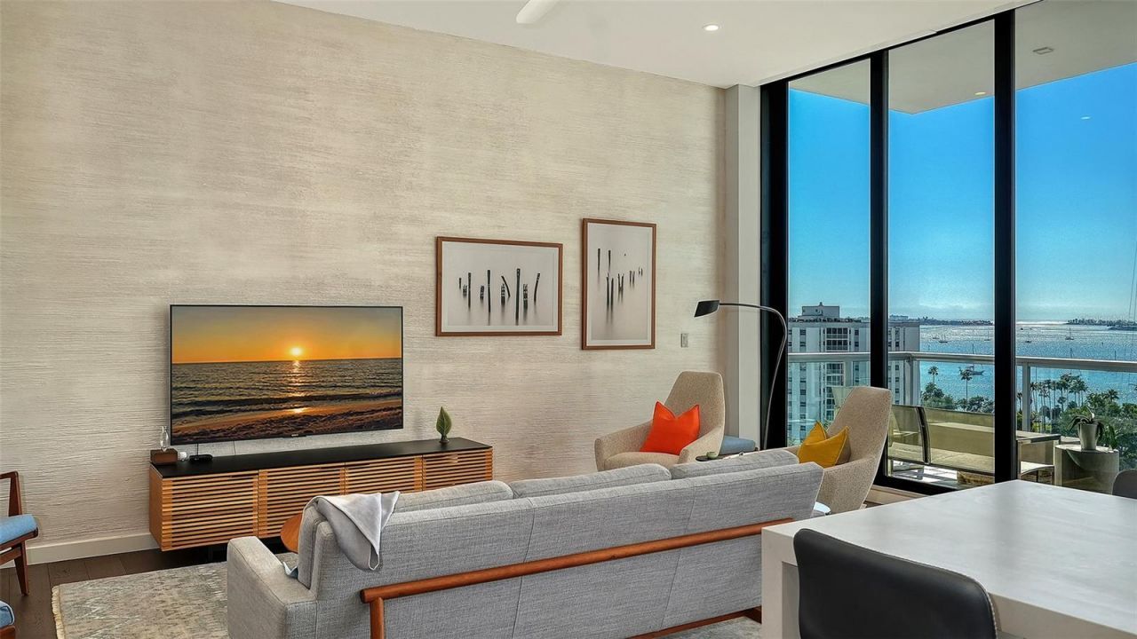 300 S Pineapple Avenue, Unit 902, Sarasota, FL 34236 Photo