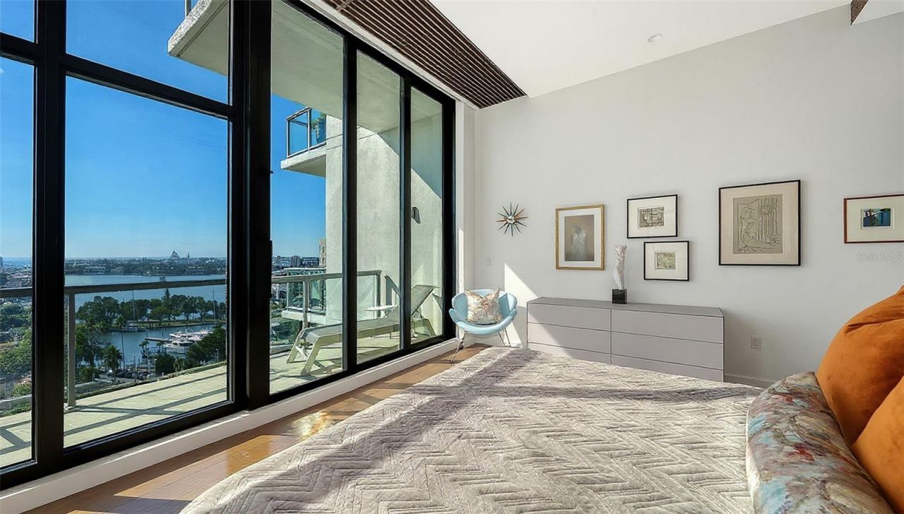 300 S Pineapple Avenue, Unit 902, Sarasota, FL 34236 Photo