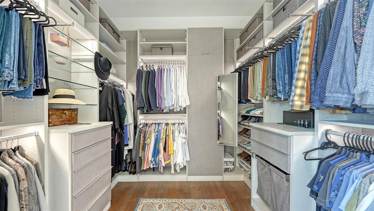 300 S Pineapple Avenue, Unit 902, Sarasota, FL 34236 Photo