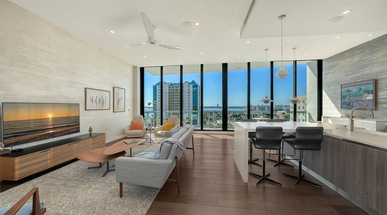 300 S Pineapple Avenue, Unit 902, Sarasota, FL 34236 Photo