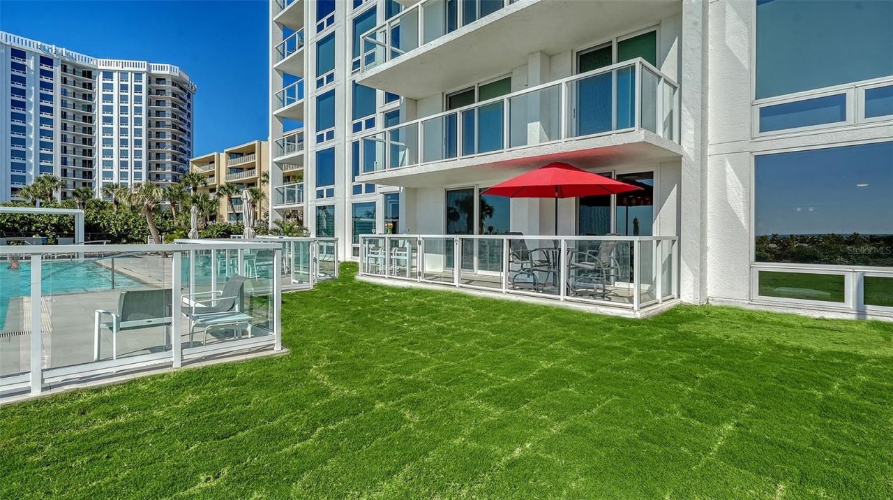 2425 Gulf Of Mexico Drive, Unit 1E, Longboat Key, FL 34228 Photo