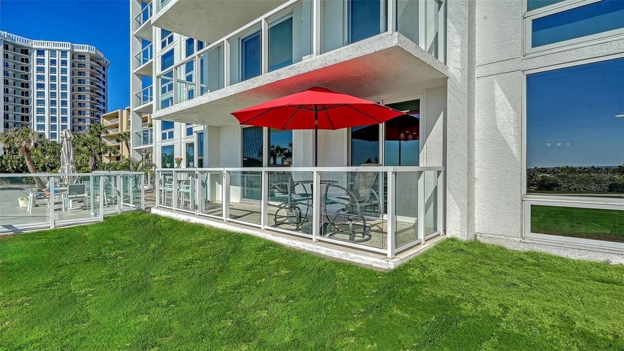 2425 Gulf Of Mexico Drive, Unit 1E, Longboat Key, FL 34228 Photo