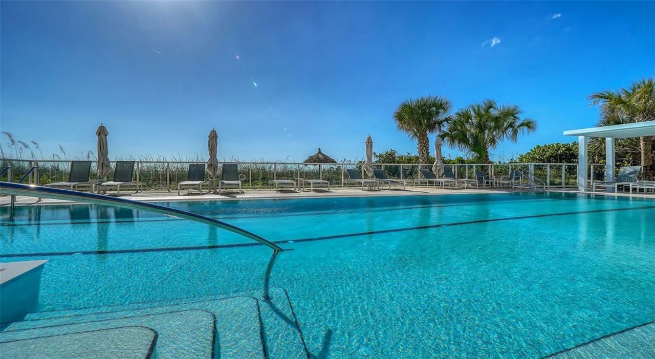 2425 Gulf Of Mexico Drive, Unit 1E, Longboat Key, FL 34228 Photo