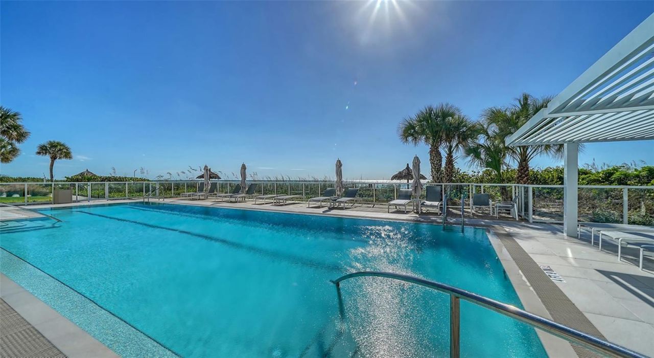 2425 Gulf Of Mexico Drive, Unit 1E, Longboat Key, FL 34228 Photo