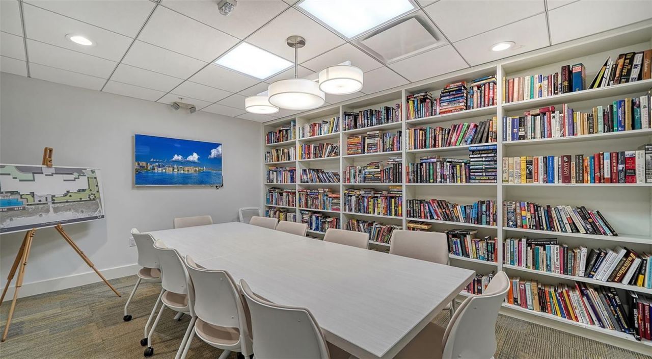 2425 Gulf Of Mexico Drive, Unit 1E, Longboat Key, FL 34228 Photo