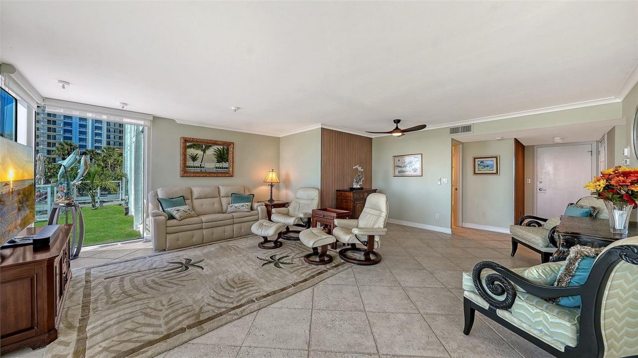 2425 Gulf Of Mexico Drive, Unit 1E, Longboat Key, FL 34228 Photo