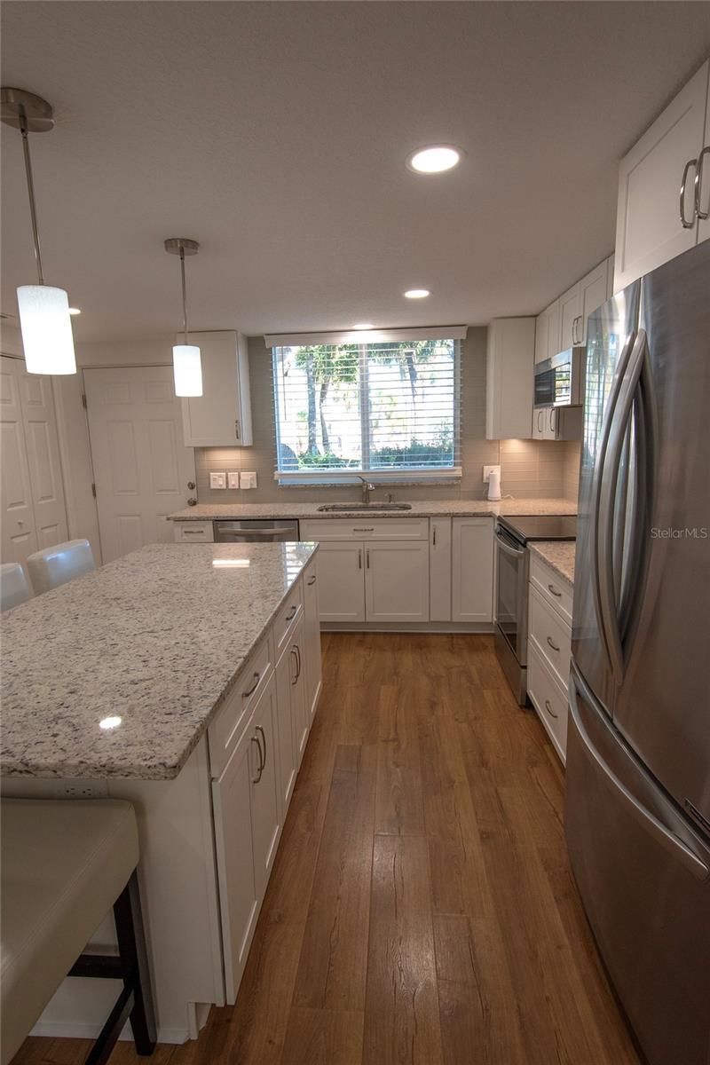 648 Cohen Way, Sarasota, FL 34236 Photo