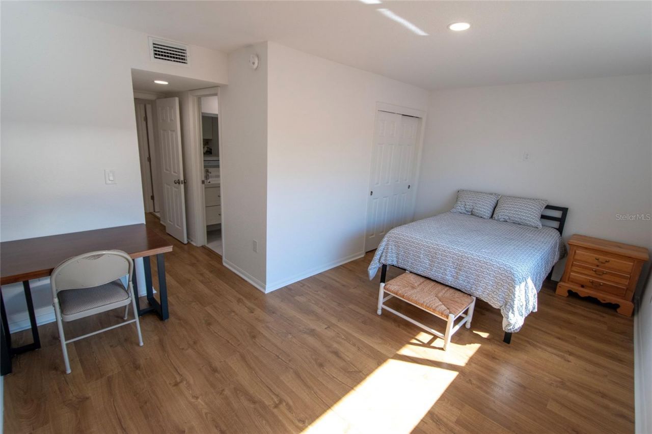 648 Cohen Way, Sarasota, FL 34236 Photo