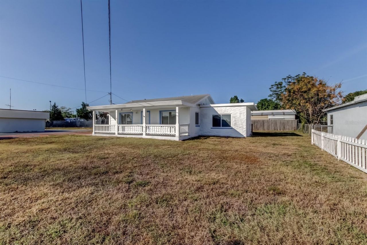 4539 Mile Stretch Drive, Holiday, FL 34690 Photo