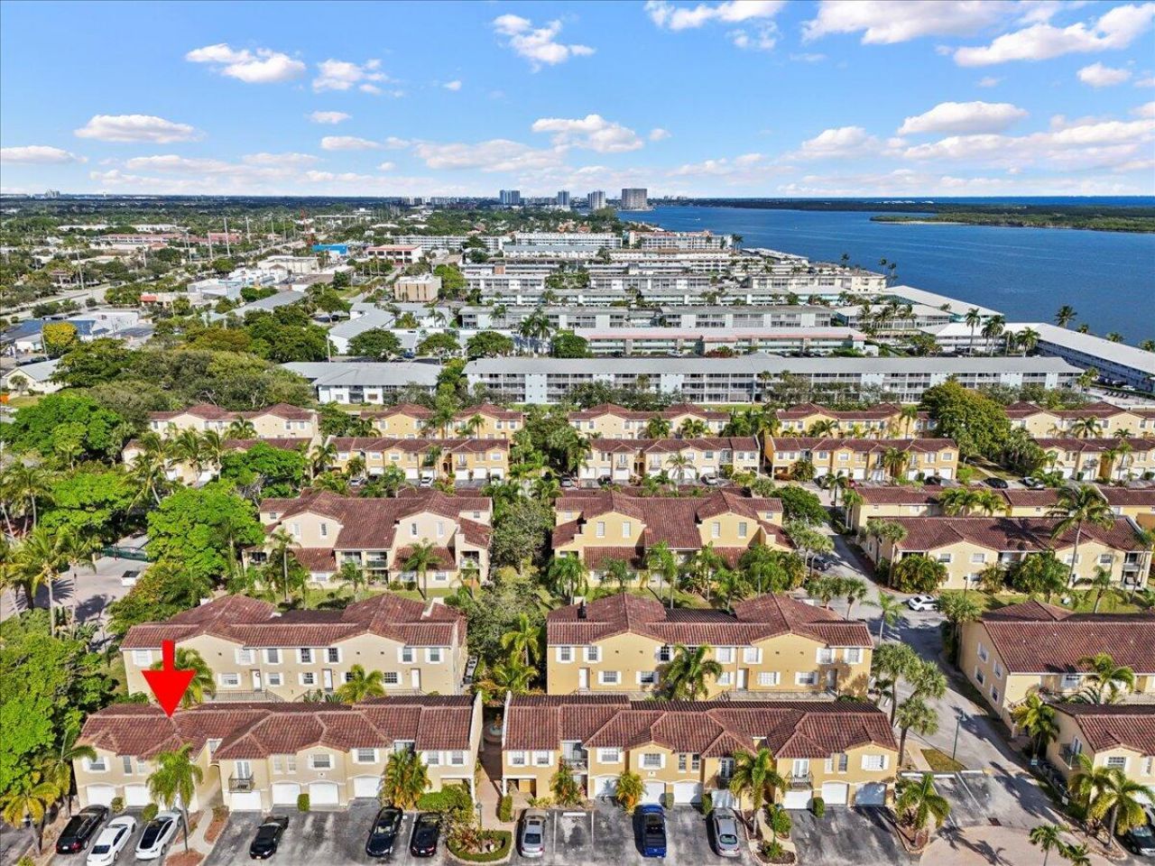 1015 Lake Shore Drive, Unit 105, Lake Park, FL 33403 Photo