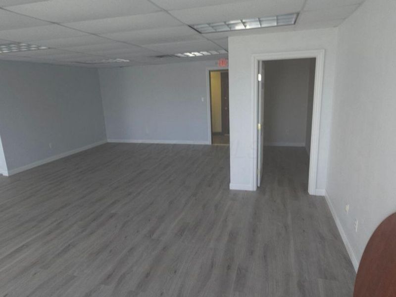 1110 Morse Road, Unit 201, Columbus, OH 43229 Photo 5