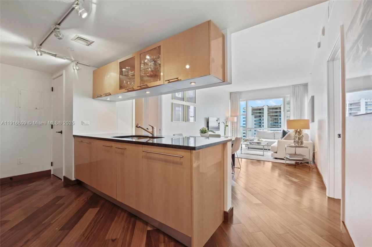 6801 Collins Ave, Unit PH06 (Deed, Miami Beach, FL 33141 Photo